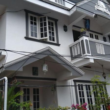 Gloria Homestay Kochi Екстер'єр фото